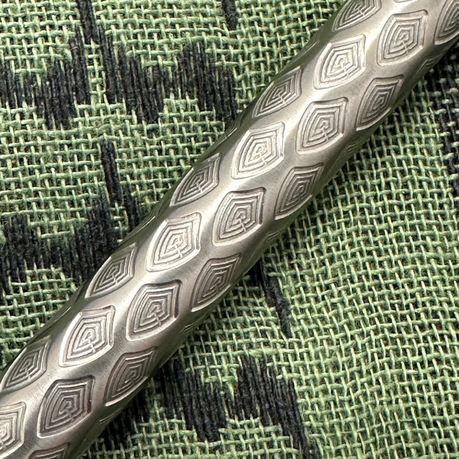 Smooth Precision Pens - SPPDSFSPO - Dragon Scales - Bolt Action - Full Size - Polished TI - Image 5