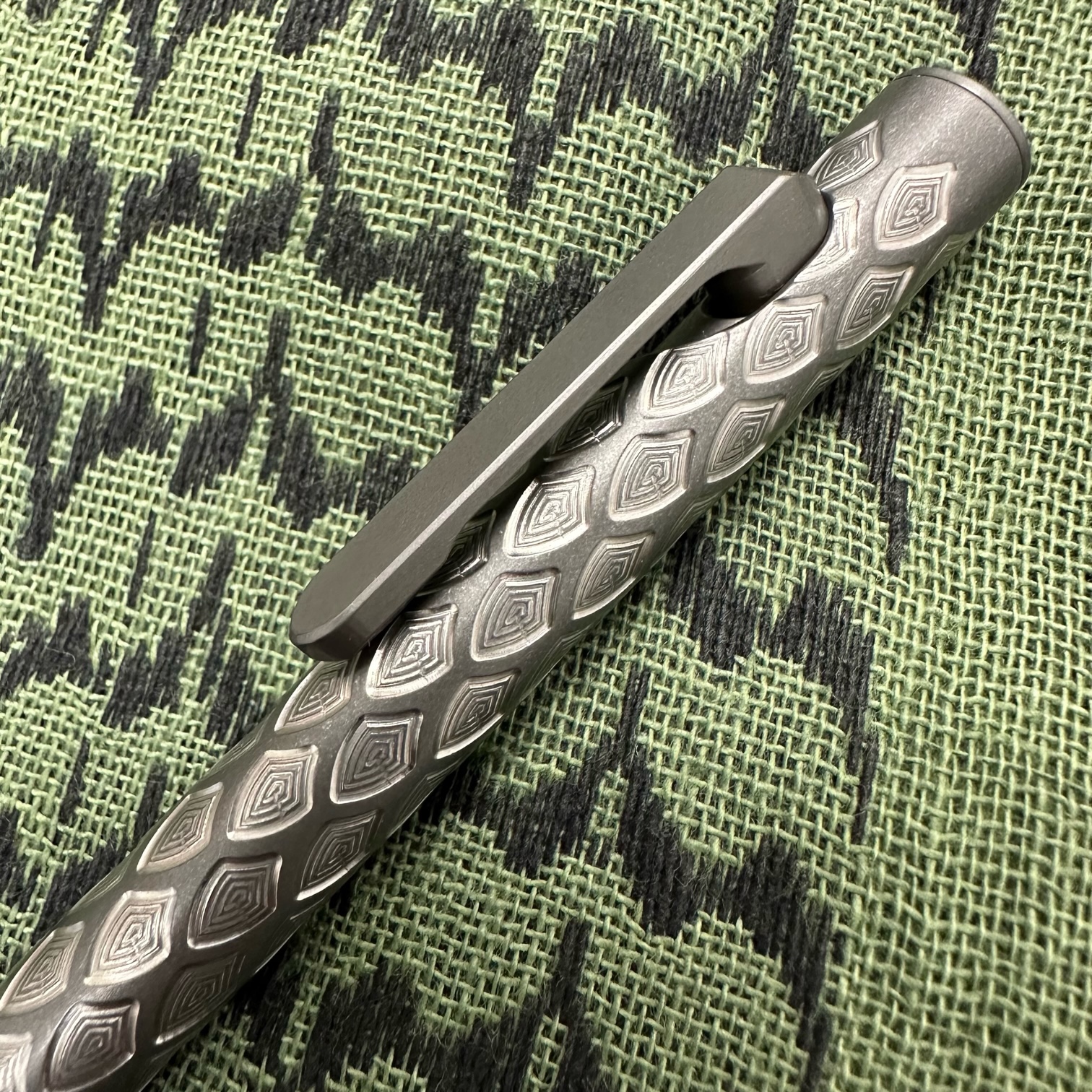 Smooth Precision Pens - SPPDSMSSW - Dragon Scales - Bolt Action - Mini Size - Stonewashed TI - Image 3