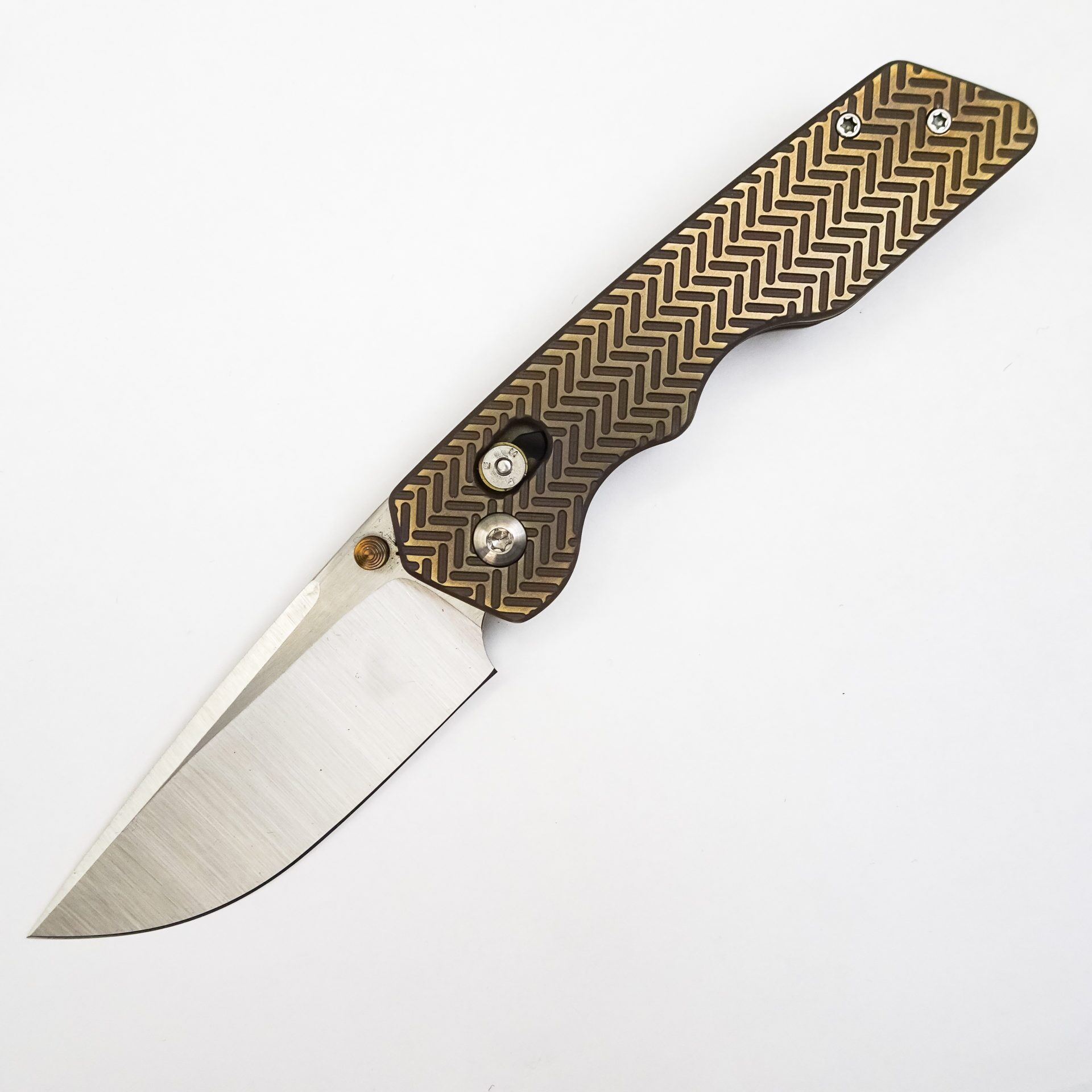 Attention 2 Detail Mercantile - A2DBLmHer - Bar Lock Medium - Folding Knife - RWL34 Steel Satin Drop Point - Herringbone Titanium - Bronze - Image 13