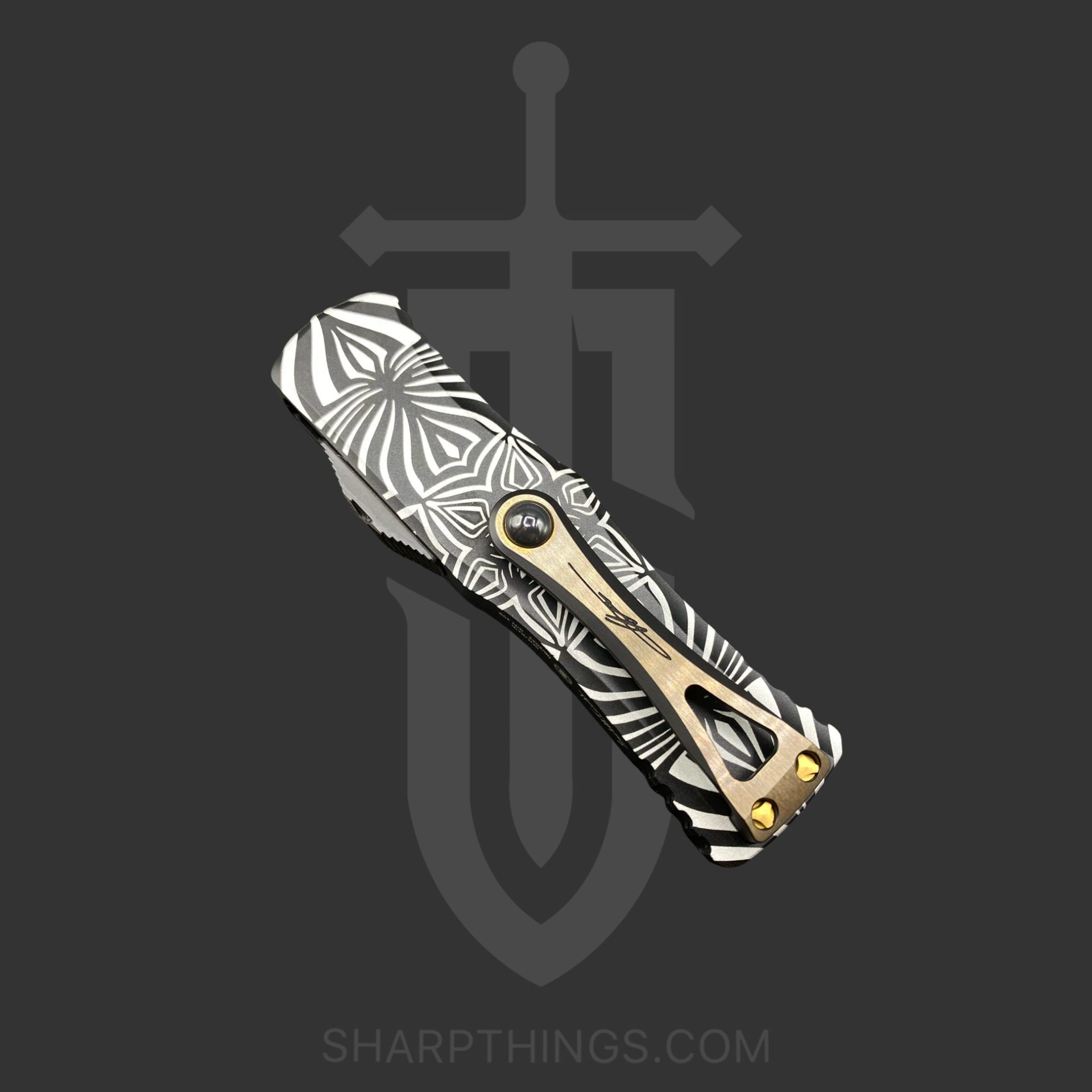 Microtech - 703-1TSOS - Hera Blade Show Signature Series - OTF Auto - M390 Two Tone Drop Point - 6061-T6 Aluminum/Artwork - Black/White/Gold - Image 7