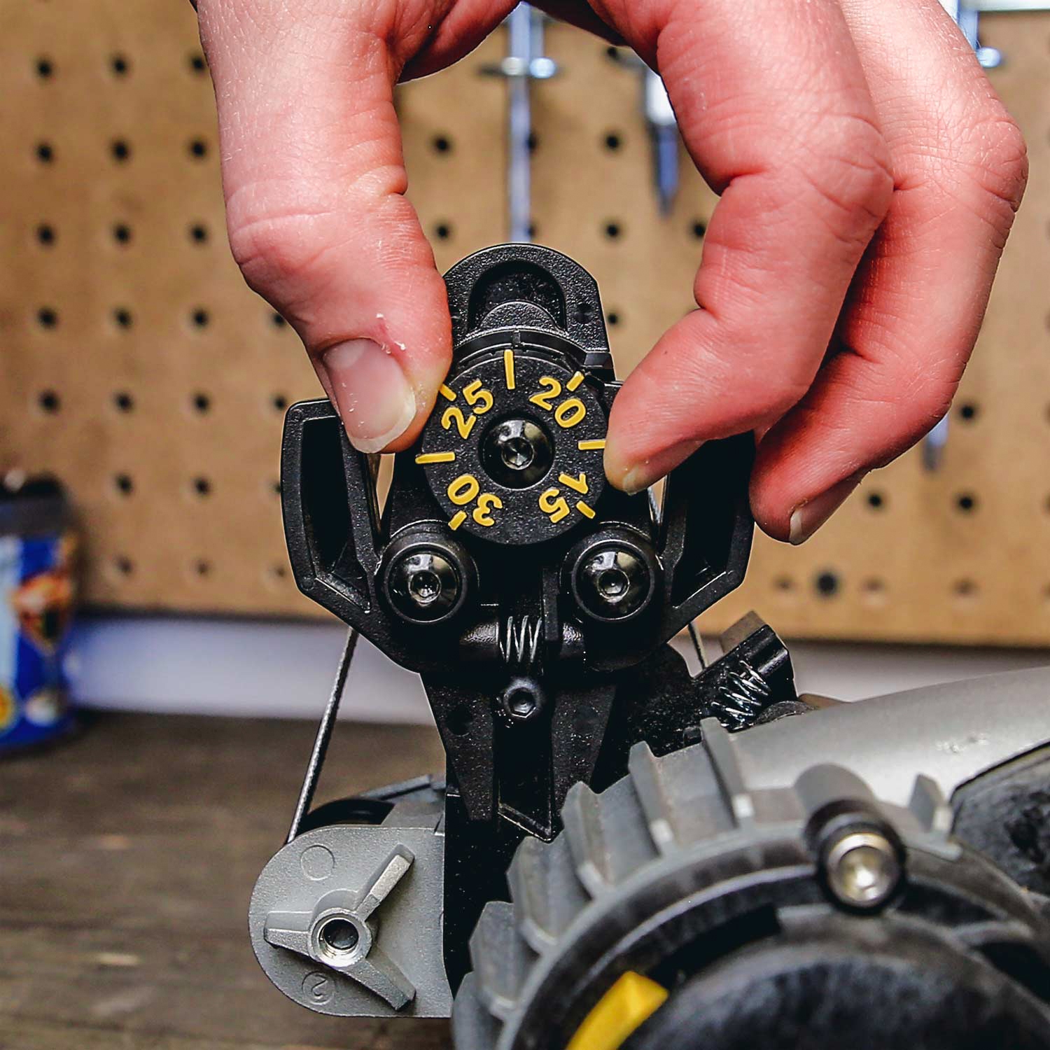 Work Sharp - WSKTS-KO - Ken Onion Edition Knife and Tool Sharpener - Image 12